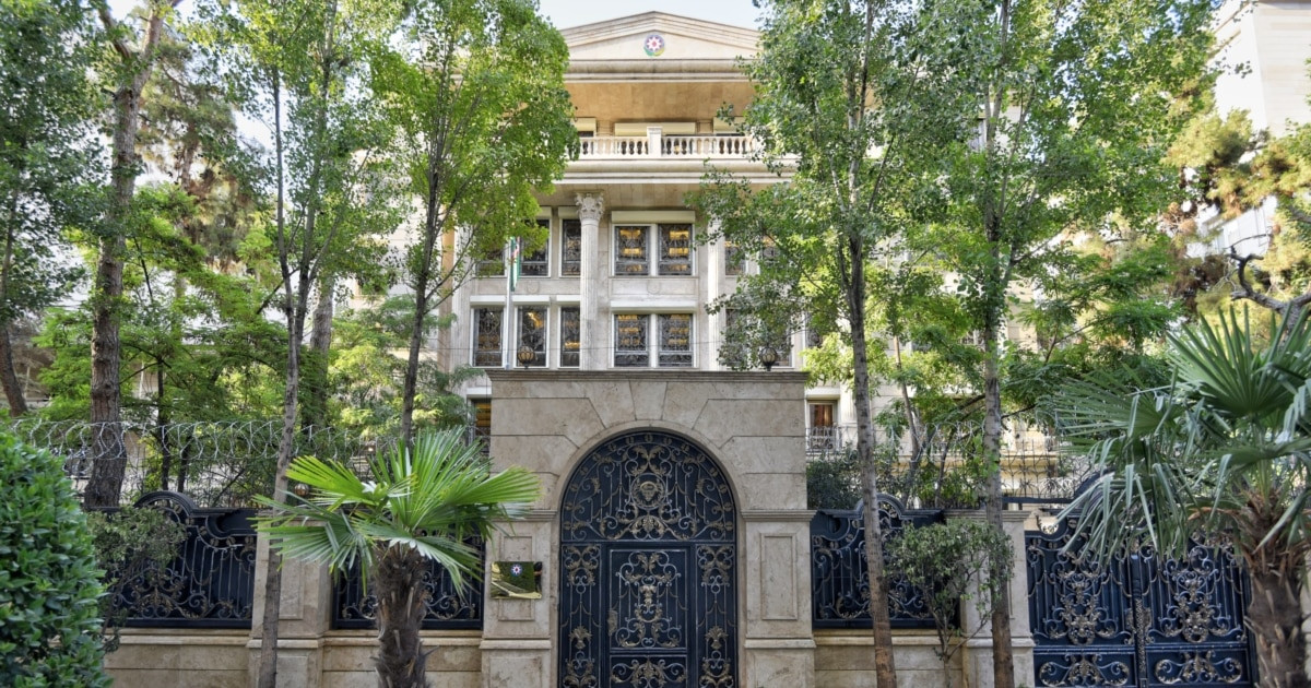 Azərbaycanın İrandakı səfirliyi fəaliyyətini bərpa etdi