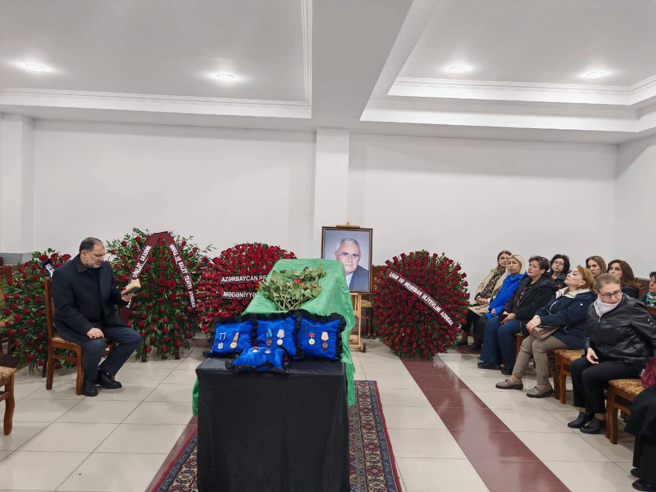 Xalq artisti Maqsud Məmmədov ilə vida mərasimi keçirilir