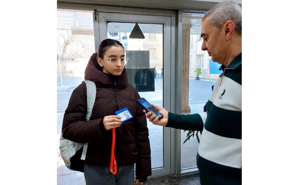 Məktəblərdə QR kod sistemi -