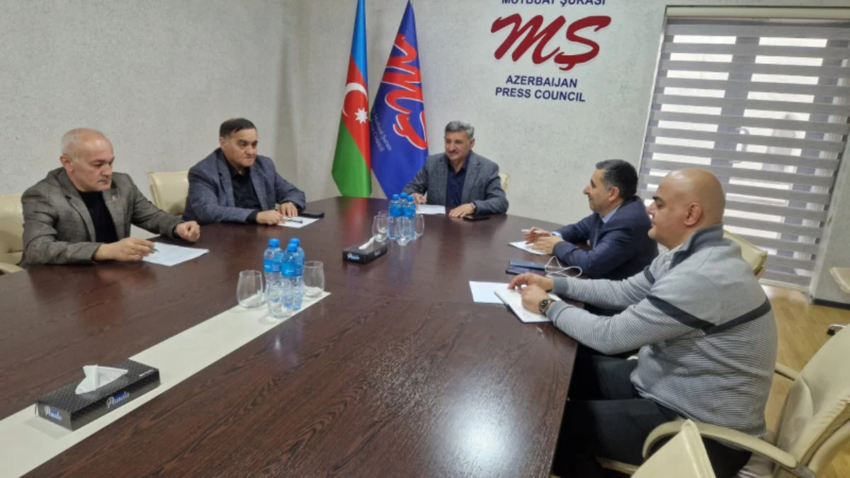 Mətbuat Şurasına üzvlük haqlarının ödənilməsində yaranan problem müzakirə olunub
