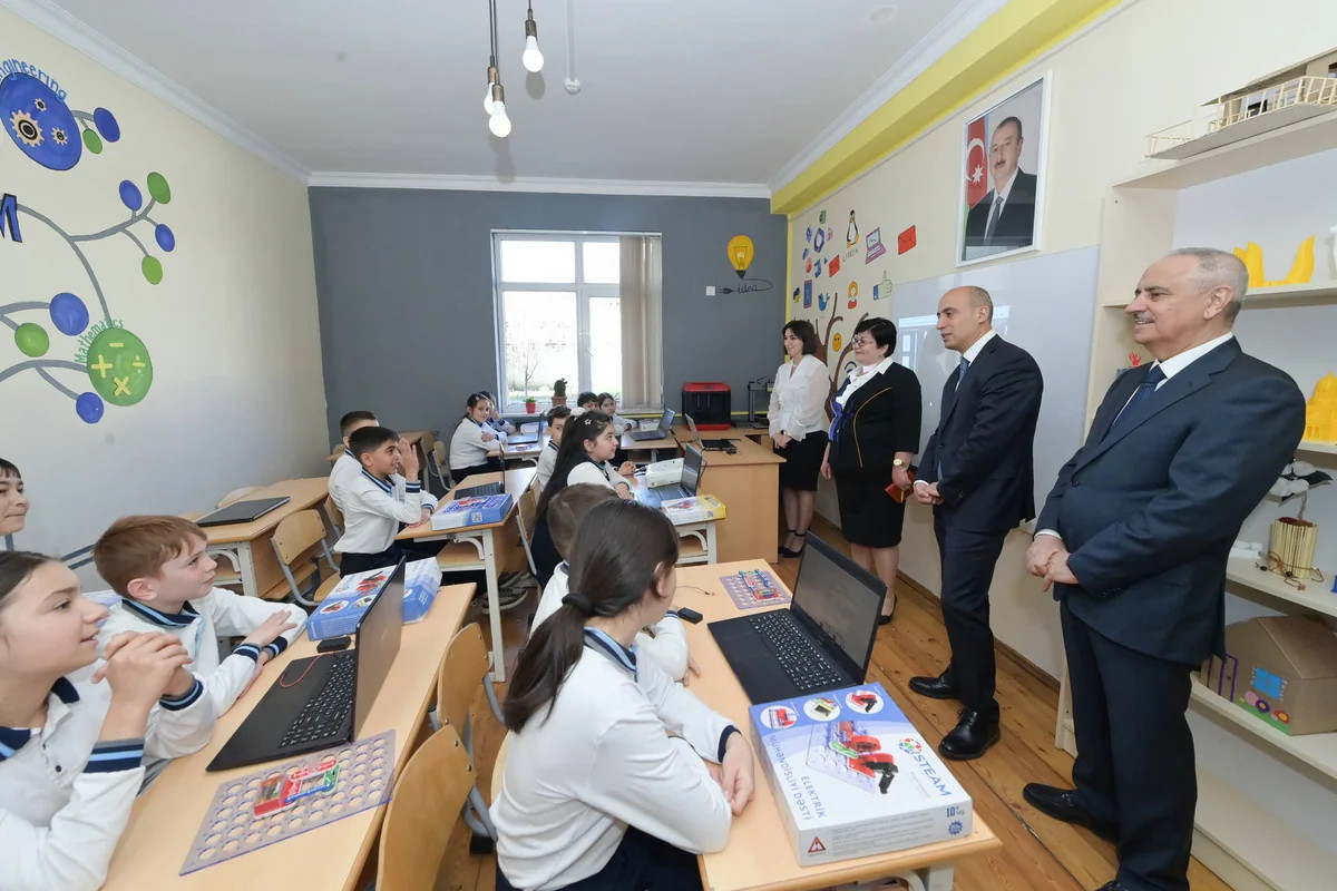 Emin Əmrullayev Qusarda məktəbdə olub, tapşırıqlar verib