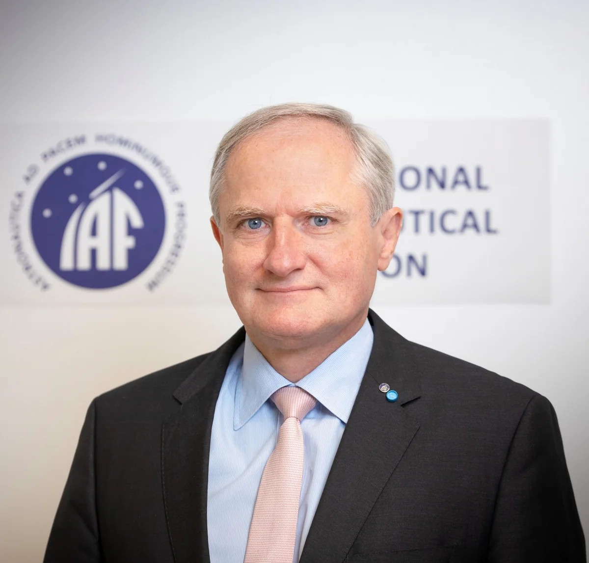 IAF Azərbaycanda kosmik sahənin inkişafını yüksək qiymətləndirir