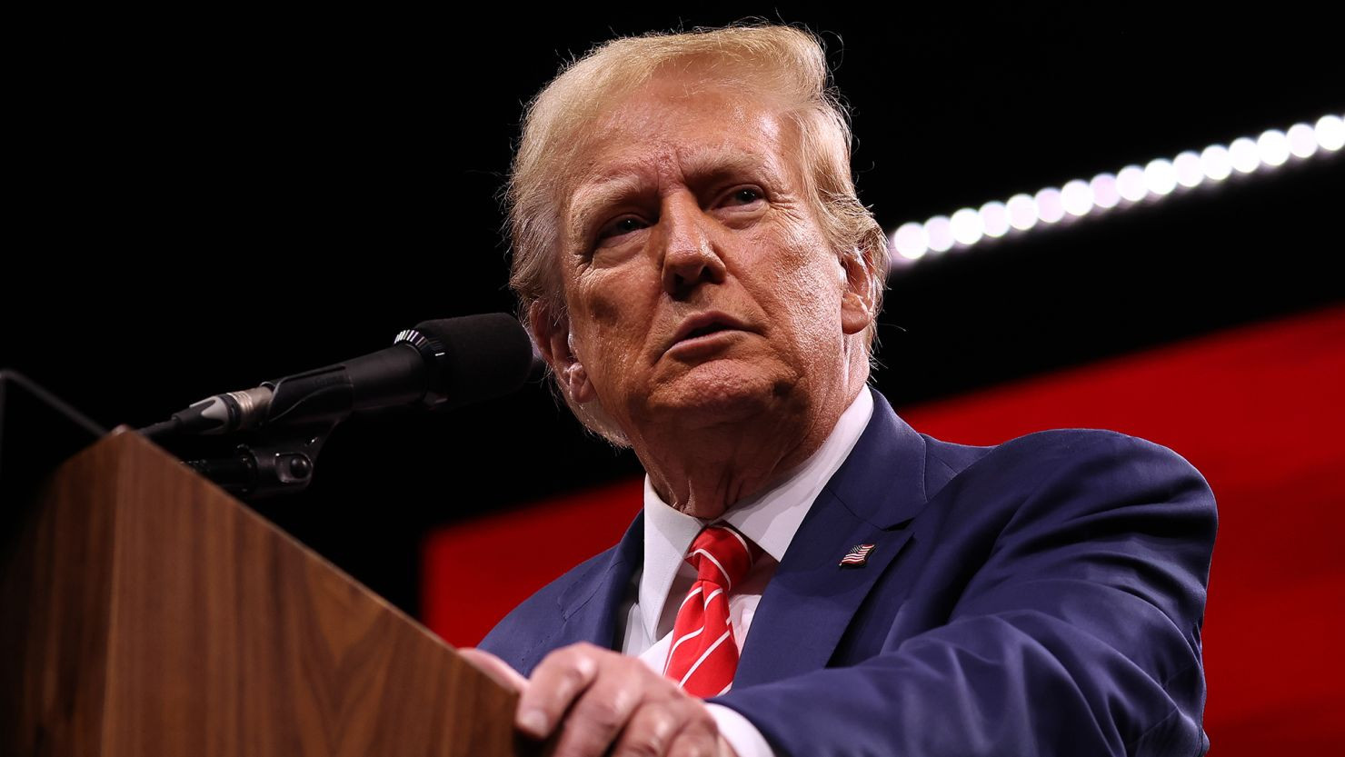 Tramp: Atəşkəsi uzatmaya bilərəm