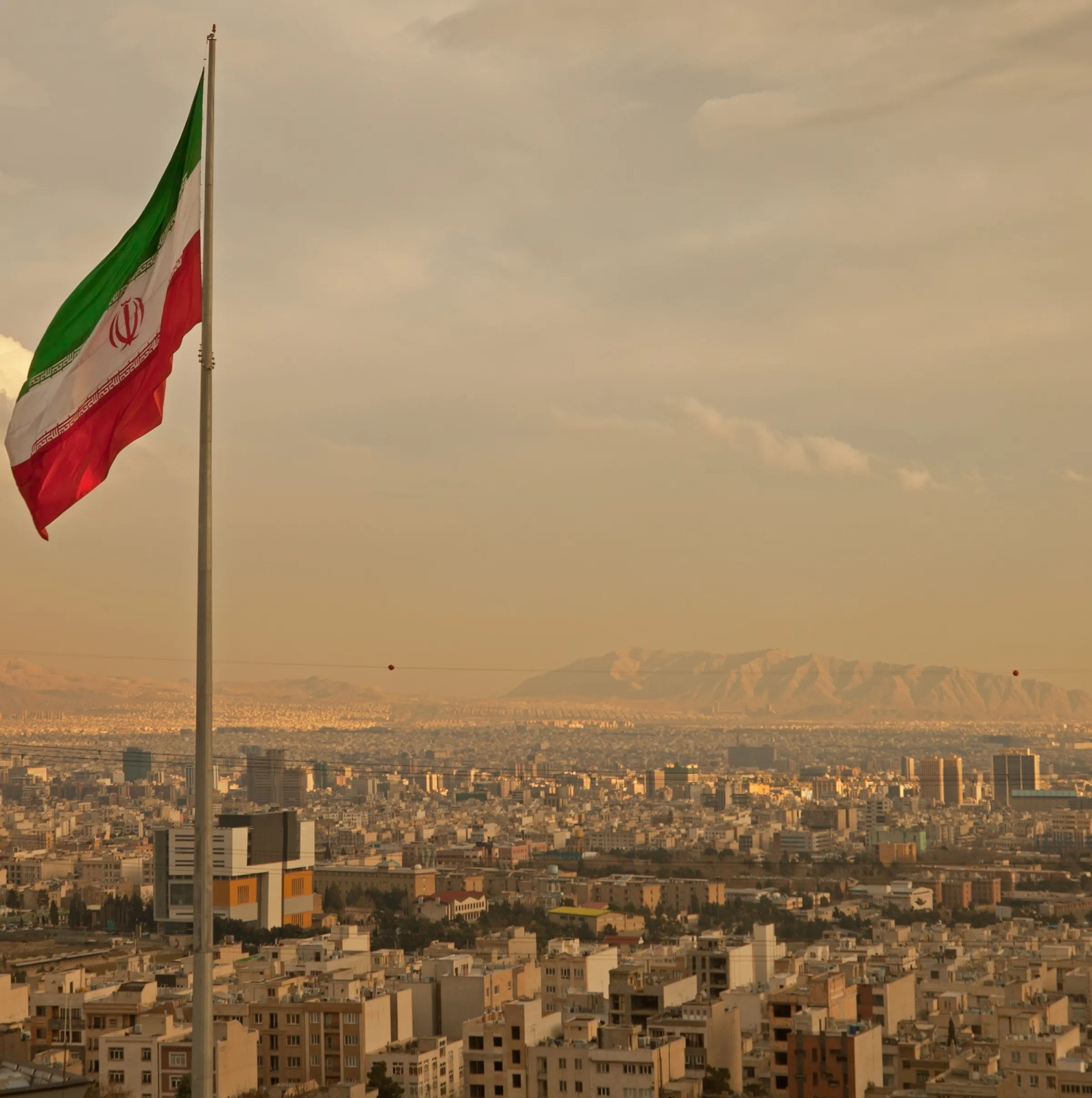 KİV: İran regionun liderinə çevrilir