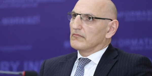 Elçin Əmirbəyov "Euro" jurnalına müsahibə verib