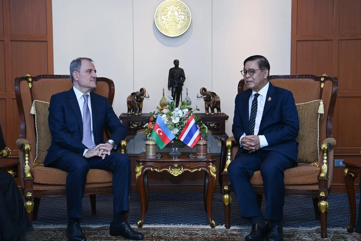 Ceyhun Bayramov tailandlı həmkarı ilə regional təhlükəsizliyi müzakirə edib
