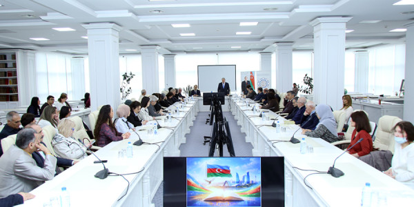 AMEA-da “Azərbaycan Respublikasının inkişaf yolunun siyasi-nəzəri əsasları və ideoloji xətt” mövzusunda respublika elmi konfransı keçirilib