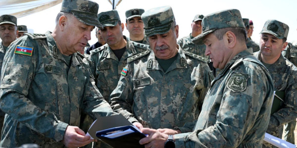 Zakir Həsənov təcili Qarabağa getdi: Nə baş verir?