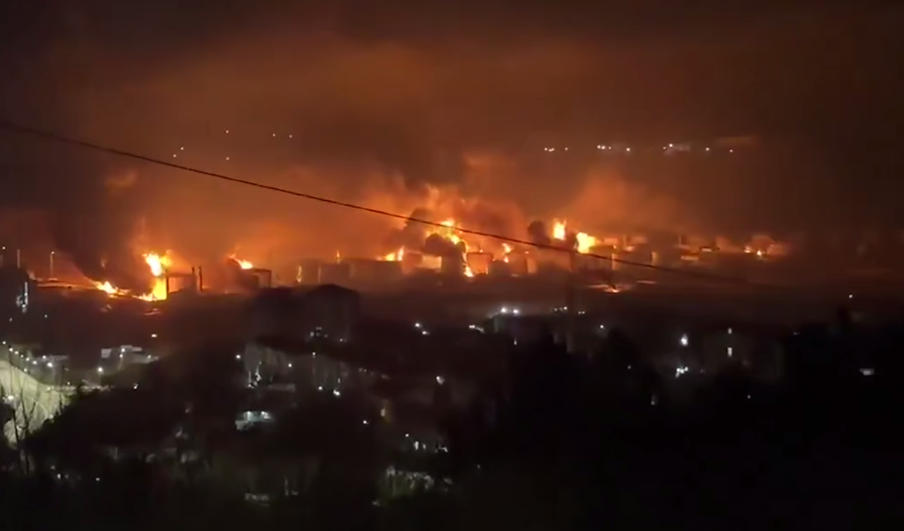 Tuapse dron hücumuna məruz qaldı: Limanda yanğın baş verdi