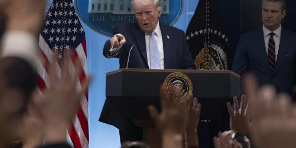 Tramp Livan prezidenti ilə görüşə hazırlaşır