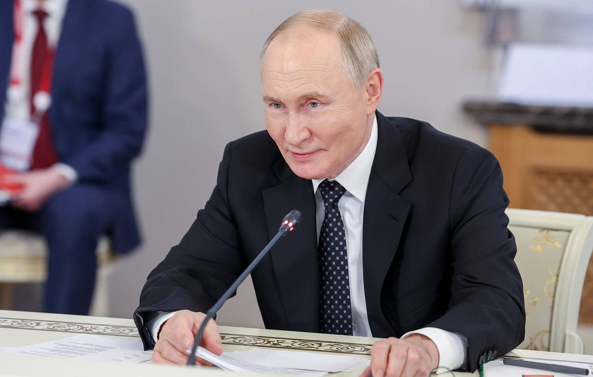 Putin Kiyevlə bağlı rəsmiləşdirmə açıqlaması ilə diqqət çəkdi