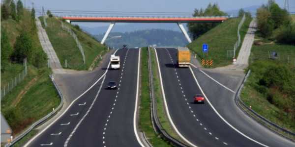 Yol Fondunda planlaşdırma və xərc uyğunsuzluqları aşkar edilib