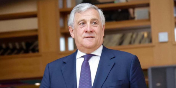 Tayani: Meloninin Azərbaycana səfəri münasibətlərin gücləndirilməsində əsas mərhələdir