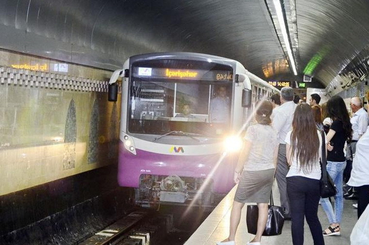 Bakı metrosunda nə baş verib?