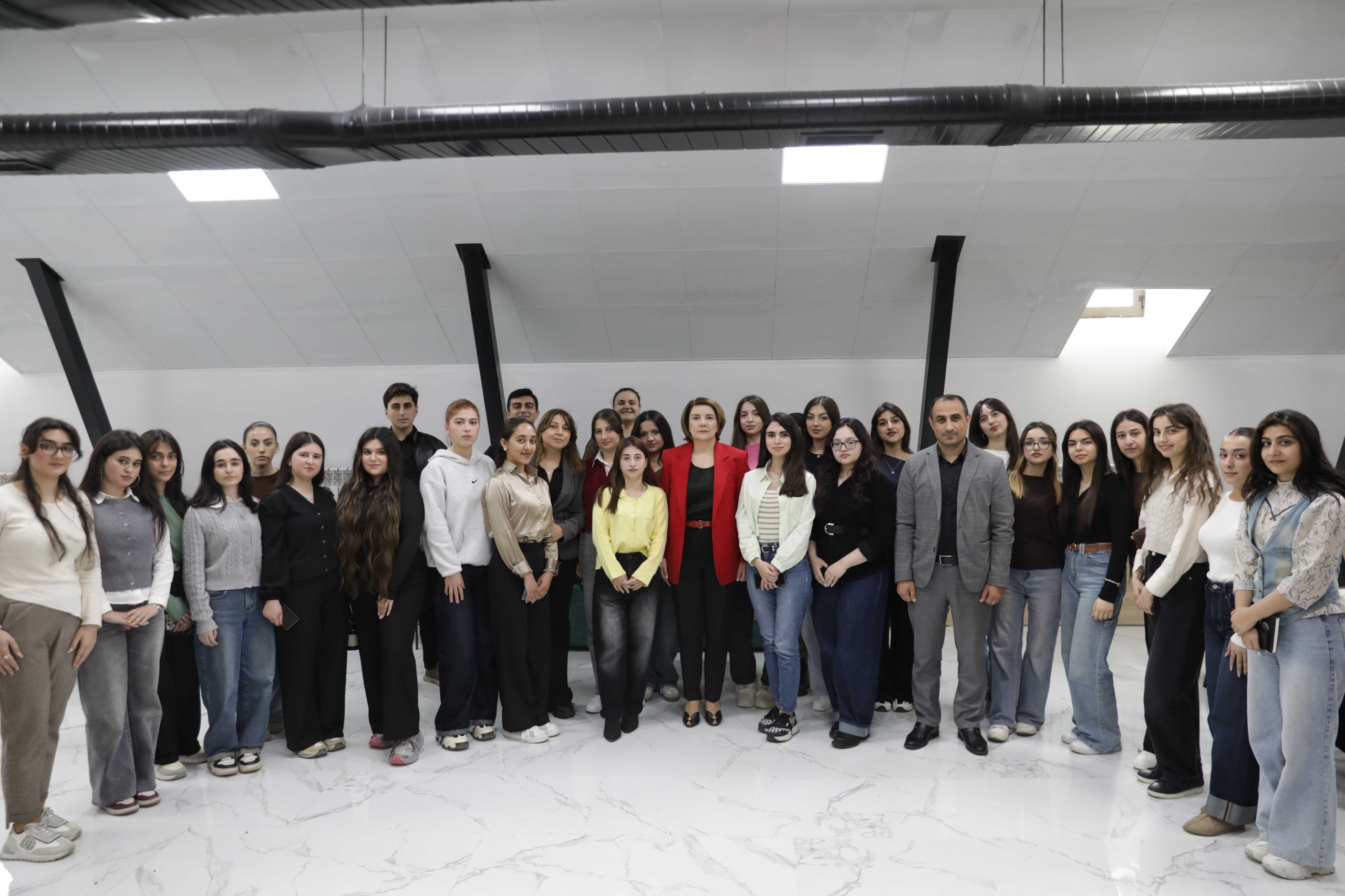 BDU-da “Danışır təcrübə” layihəsinin növbəti qonağı “APA Media Group”un prezidenti Vüsalə Mahirqızı olub