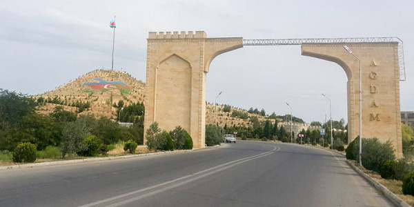 Növbəti köç karvanı Ağdam şəhərinə çatıb