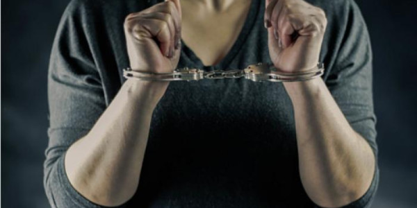 Trampdan İrana çağırış: Qadın məhbuslar azad edilsin