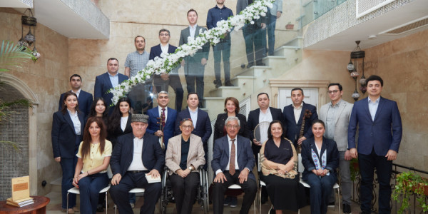 “Yüksəliş” müsabiqəsinin qalibləri üçün “Ədibin Evində Yüksəliş” silsilə görüşlərinin növbəti sessiyası keçirilib