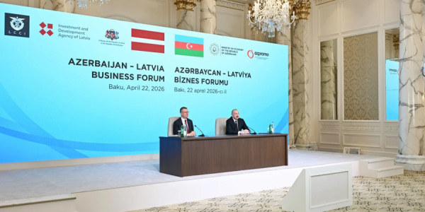 İlham Əliyev və Edqars Rinkeviçsin iştirakı ilə Bakıda Azərbaycan-Latviya biznes-forumu keçirilib