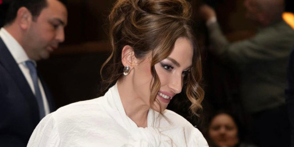 Alena Əliyeva konsertdə -