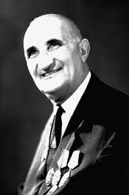 Azərbaycan səhnəsinin səmimi siması – Ağahüseyn Cavadov