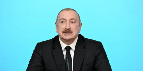 İlham Əliyev: Xarici borcun azaldılması planının yerinə yetirildiyini düşünürəm