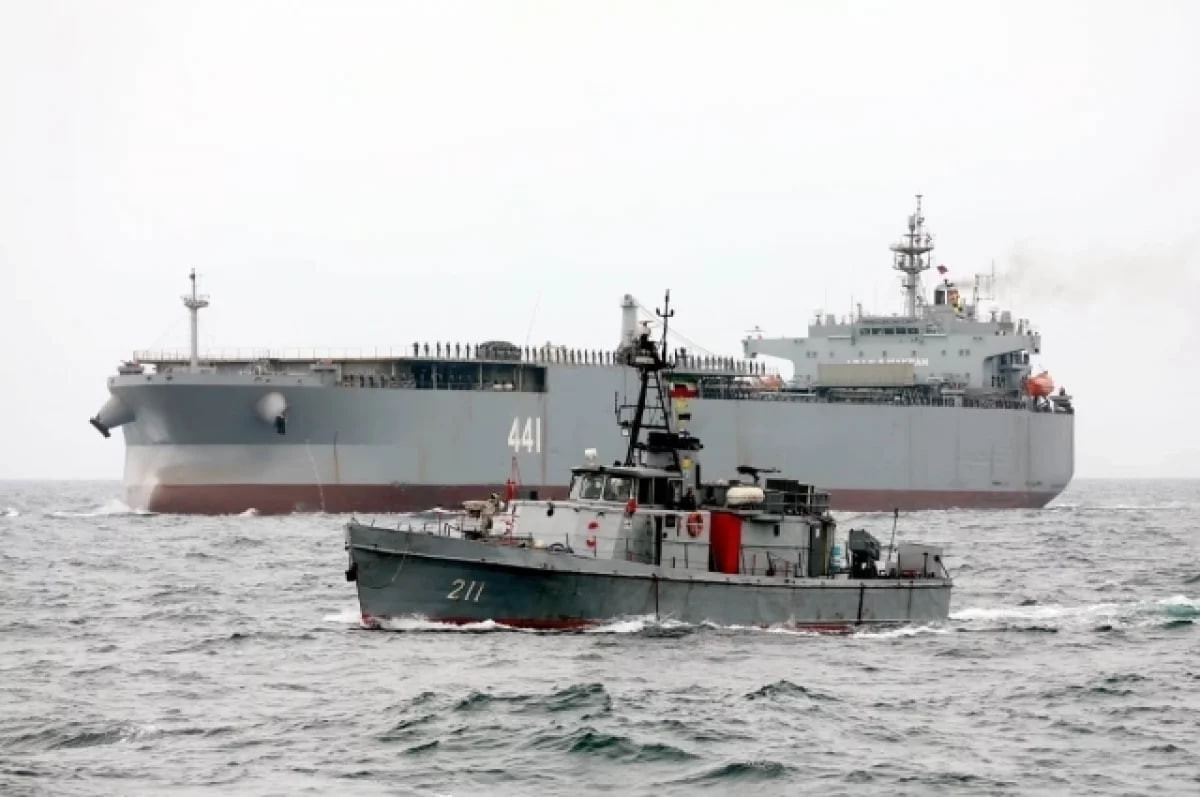 İran tankerləri ABŞ blokadasını aşır