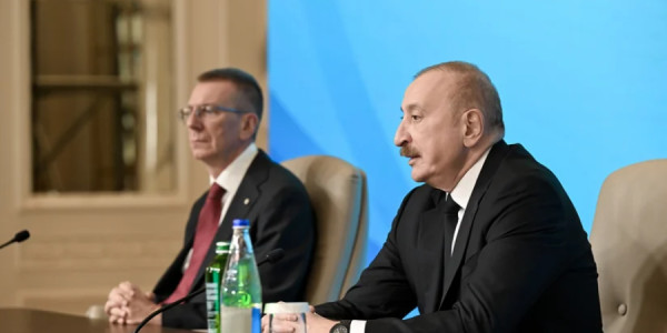 Azərbaycan Prezidenti: Valyuta və qızıl ehtiyatlarımız xarici borcumuzu 18 dəfədən çox üstələyir