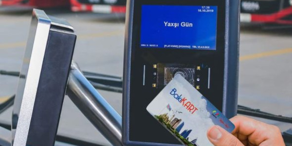 Bu avtobus nağdsız ödənişə keçir