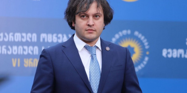 Kobaxidzedən istefa suallarına sərt reaksiya