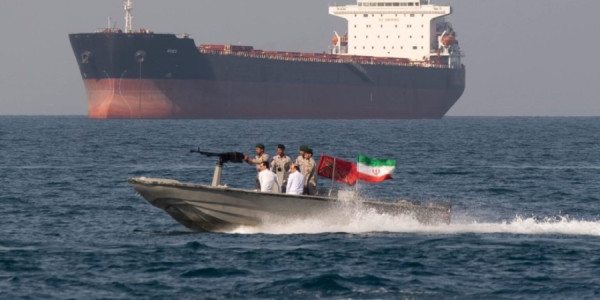 İranla əlaqəli 34 tanker ABŞ blokadasını keçib