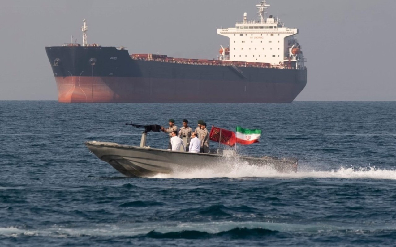 İranla əlaqəli 34 tanker ABŞ blokadasını keçib