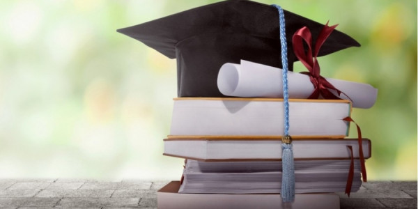 Diplomlu işsizlər ordusu: Ali təhsillilərin sayı artdıqca işsizlik niyə artır?