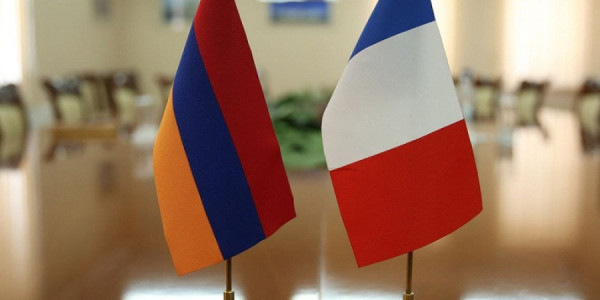 Ermənistanla Fransa arasında yeni razılaşma imzalanıb