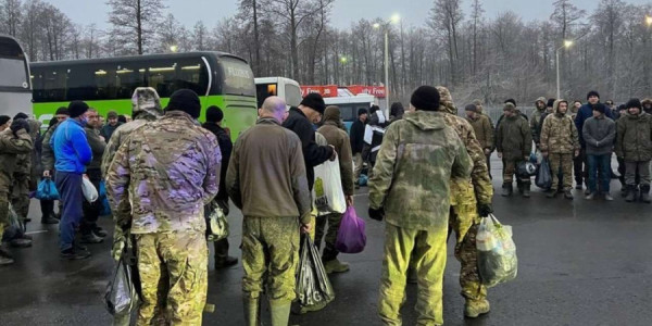 Rusiya-Ukrayna arasında 193 nəfərlik əsir mübadiləsi –