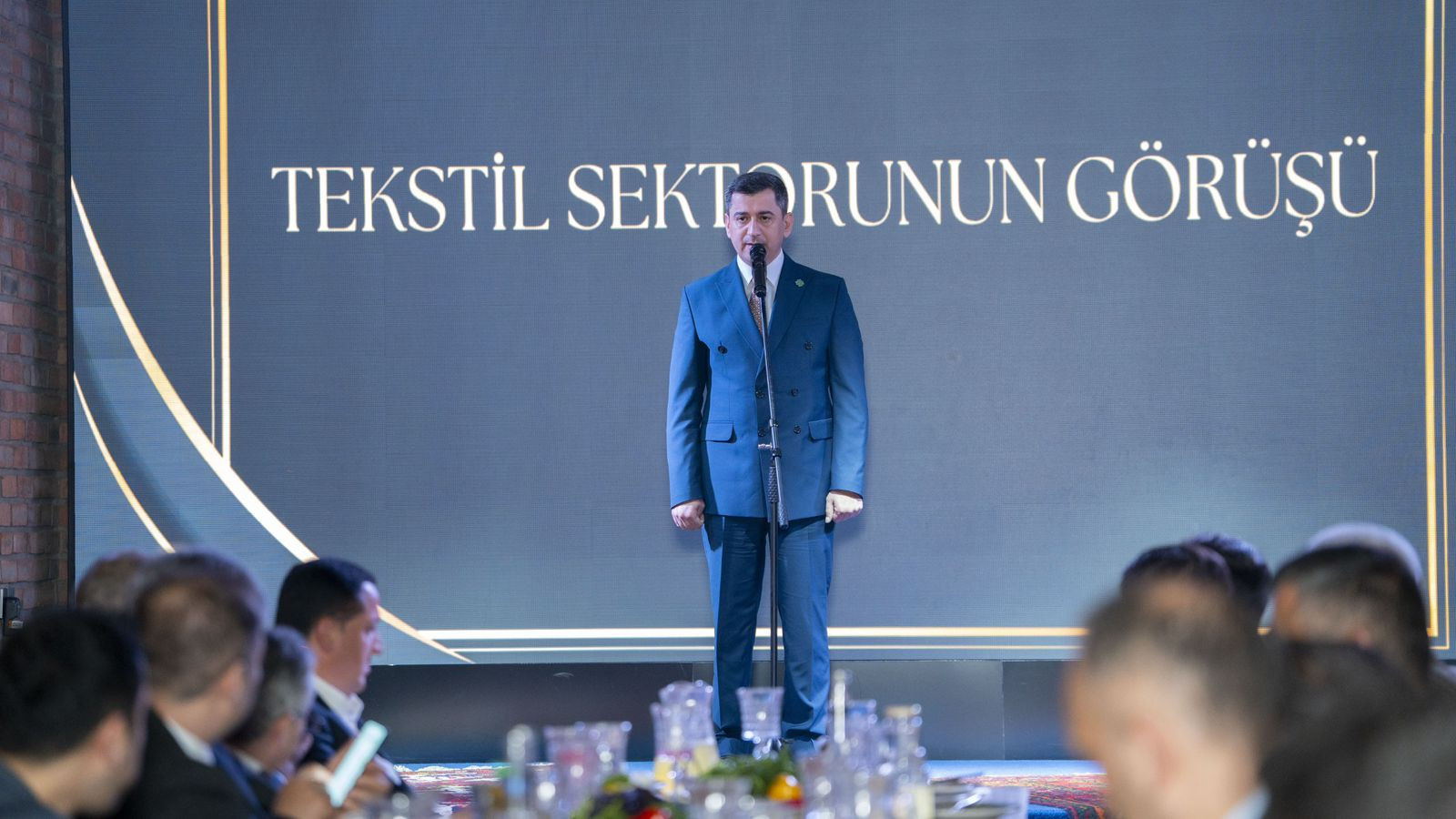 Tekstil sahəsinin inkişafına dair sektorial görüş keçirilib