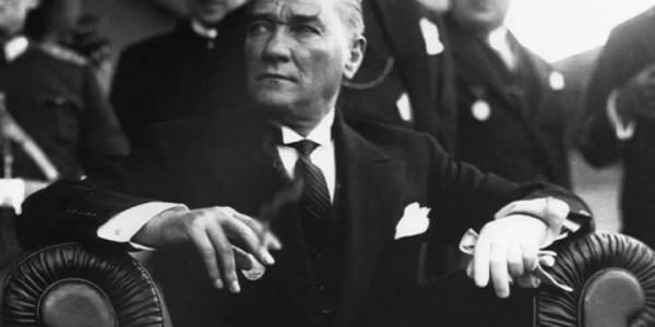 Atatürkün 111 il əvvəl yazdığı əmr üzə çıxdı