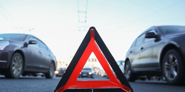 Yasamalda ana və qızını maşın vurdu