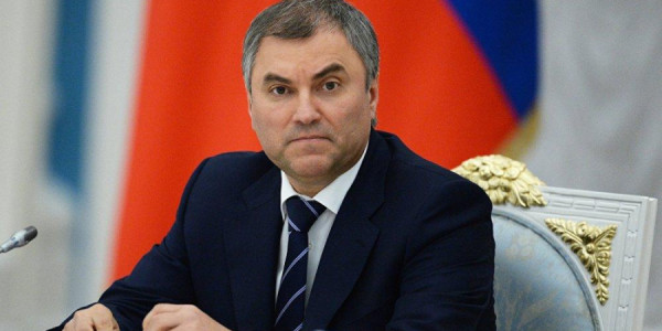 Rusiya Dövlət Dumasının sədri Şimali Koreyaya səfər edib