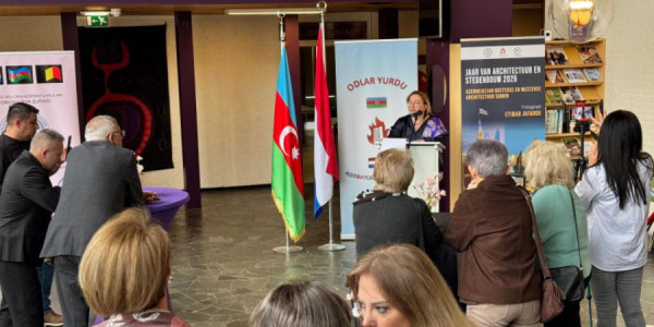 Haaqada soydaşımızın “Şərq və Qərb bir arada” fotosərgisi açılıb