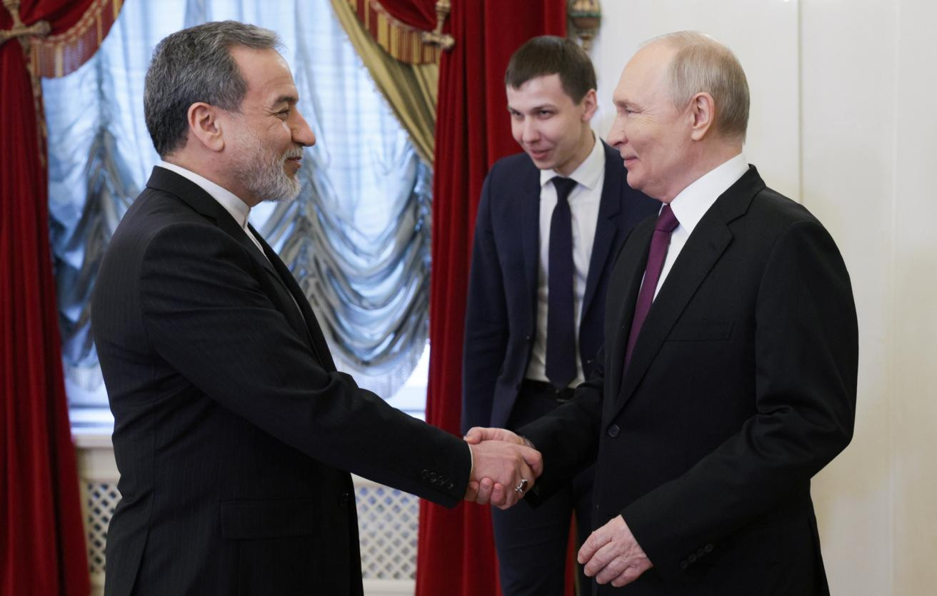 Rusiya Putinlə Əraqçi arasında görüşün perspektivindən danışıb