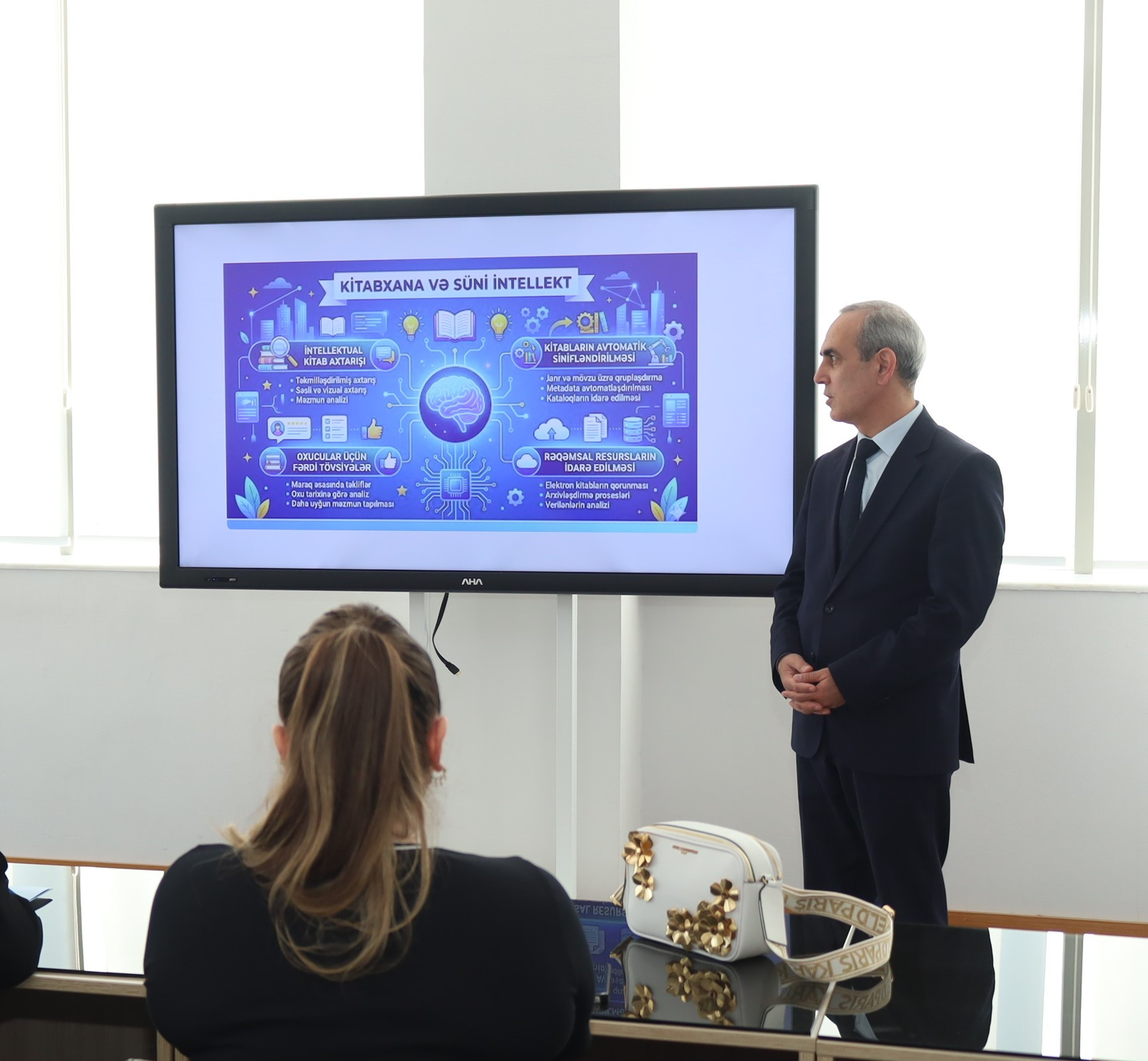 MEK tərəfindən AMEA-nın elmi-tədqiqat institutlarının kitabxanaçıları üçün təlim keçirilir