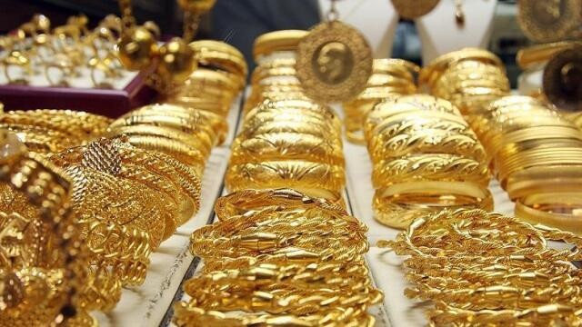 70 kq qızılla tutulan polkovnikə hökm oxundu