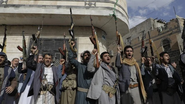 Husilər Bab əl-Məndəbdə rüsum tətbiq etməyi planlaşdırır