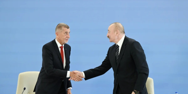 Andrey Babiş İlham Əliyevi Çexiyaya dəvət edib