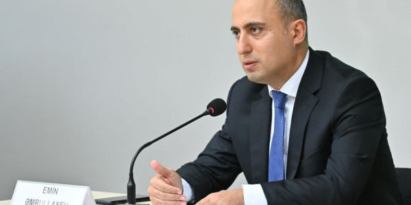Emin Əmrullayev: "IE Mərkəzi azərbaycanlı peşəkarlara əlaqələrini təkmilləşdirməyə kömək edəcək"