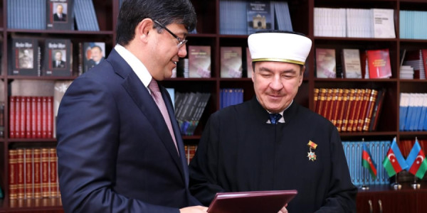 Diaspor Komitəsində Polşa müftisi ilə görüş keçirilib