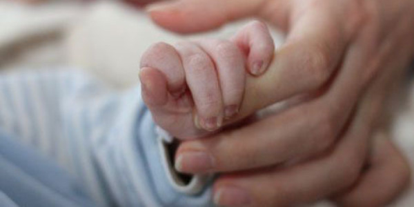 Bakıda 1 yaşlı körpə ölüb