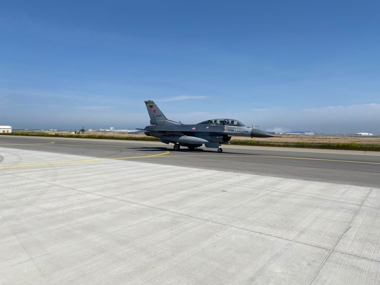 Türkiyə qırıcıları Bakıda -