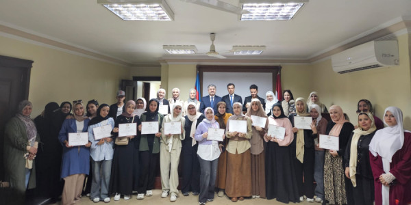 Qahirə Universitetində Azərbaycan dilini öyrənən tələbələr təltif olunub